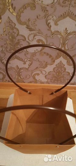 Коробка для подарка