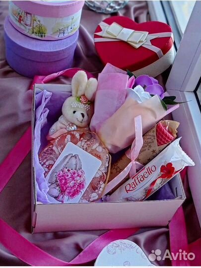 Подарок девушке