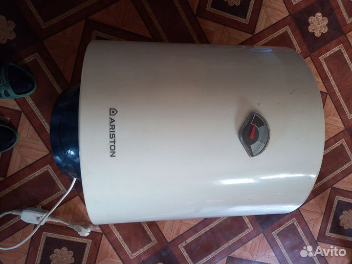 Проточный нагреватель б/у