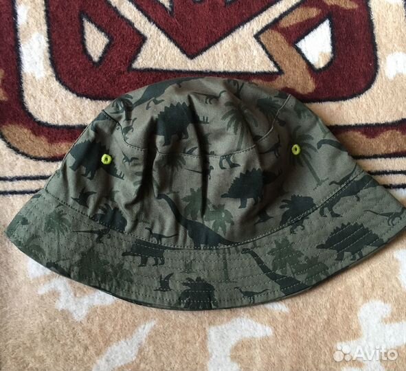 Панамка цвета хаки в принт H&M