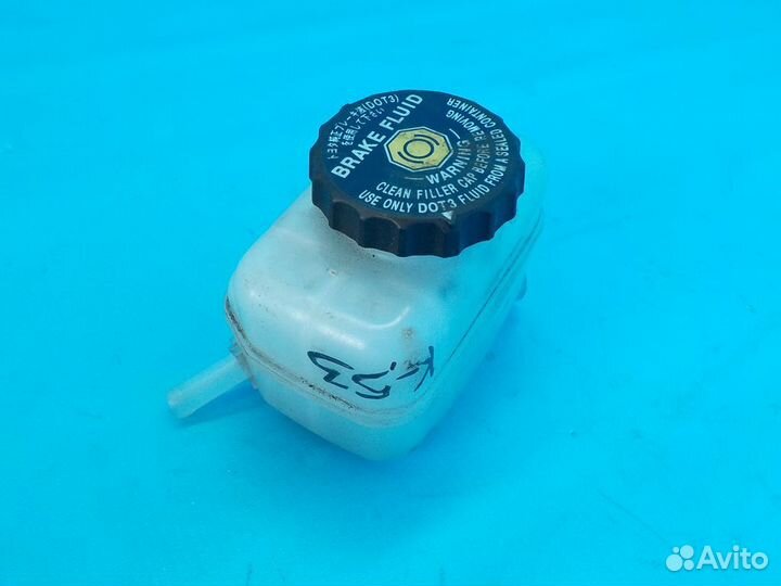 Бачок тормозной жидкости lexus RX 2 (300/330/350/400h) 2003-2009