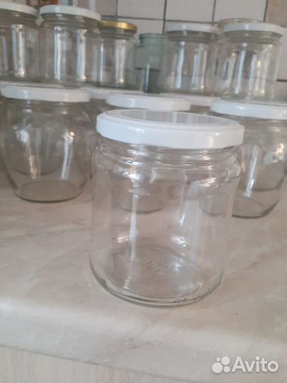 Банка стеклянная