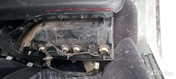 Фонарь Митсубиси chariot