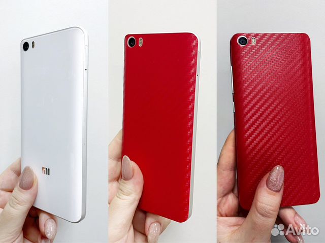 Пленка на телефон, карбон на любую модель