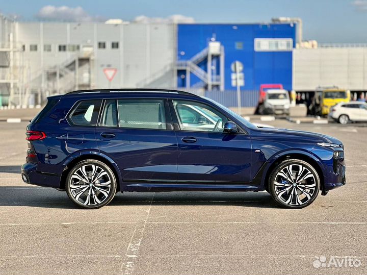 BMW X7 3 AT, 2023, 30 км