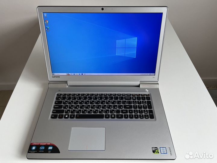 Ноутбук Lenovo IdeaPad 700 17isk