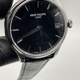 Часы Patek Philippe Calatrava 5227G 010