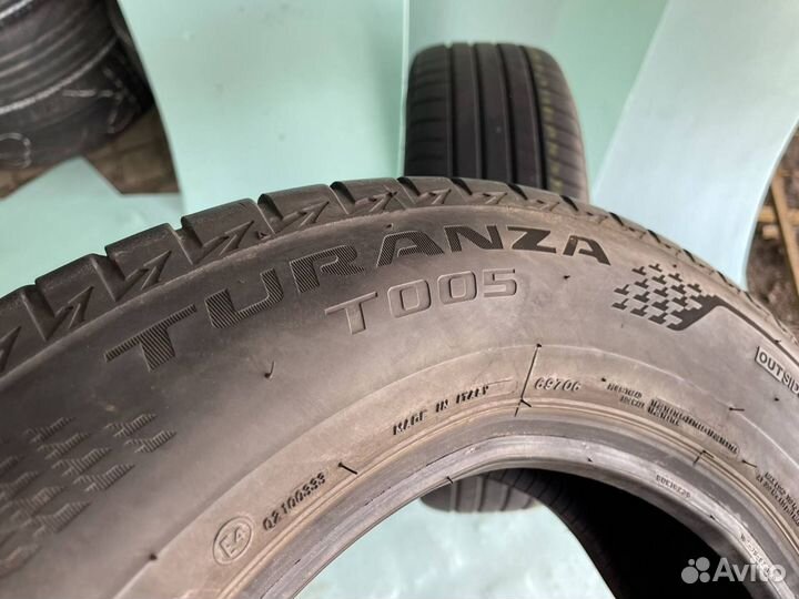 Bridgestone Turanza T005 215/65 R16