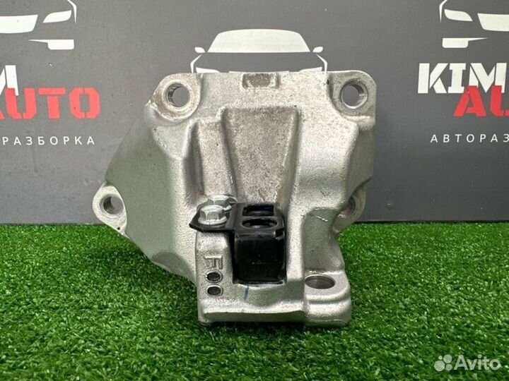 Кронштейн опоры двигателя(акпп) левый Kia Rio X