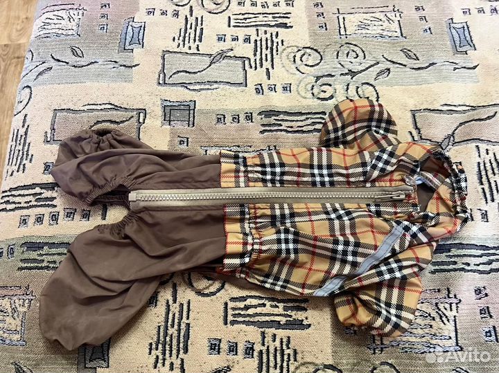 Комбинезон для маленькой собаки