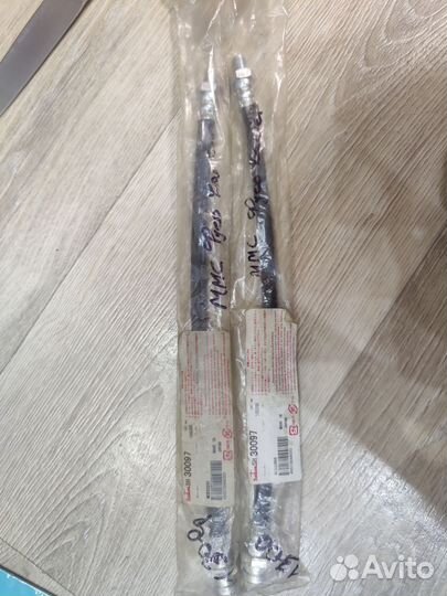 Тормозной шланг передний Mitsubishi Canter SH30097