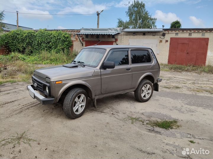 LADA 4x4 (Нива) 1.7 МТ, 2020, 116 000 км