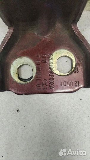 Петля двери правая задняя Great Wall Wingle