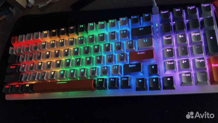 Игровая механическая клавиатура