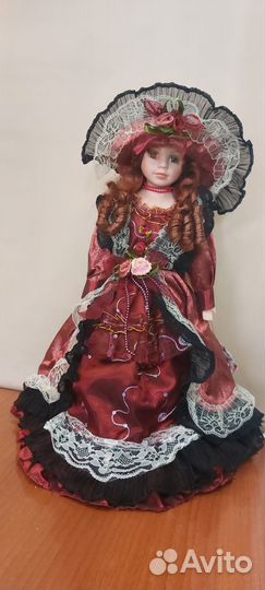 Куклы фарфоровые,коллекционные