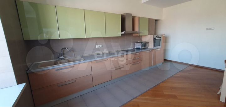 4-к. квартира, 195 м², 6/9 эт.