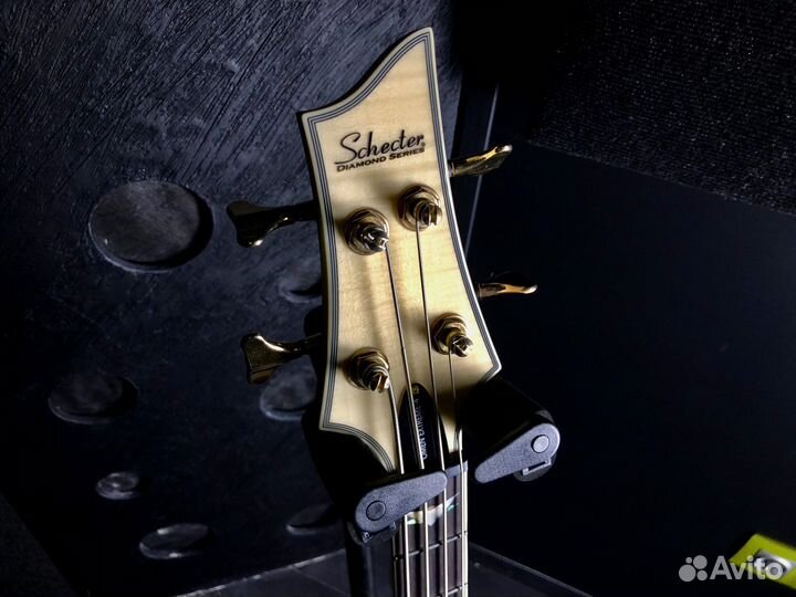 Бас-гитара Schecter Omen Extreme-4 Gnat (новый)
