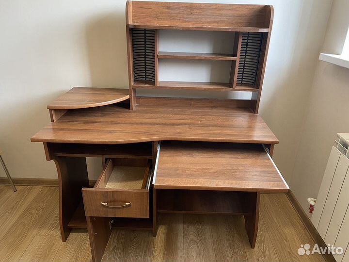 Компьютерный стол бу