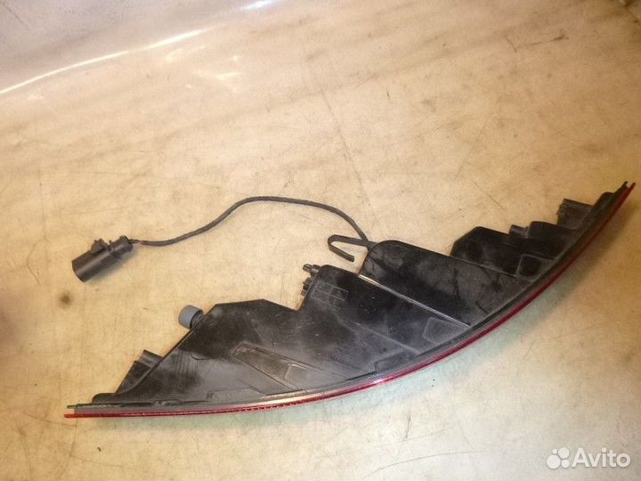 Фонарь задний в бампер левый porsche macan macan 2013