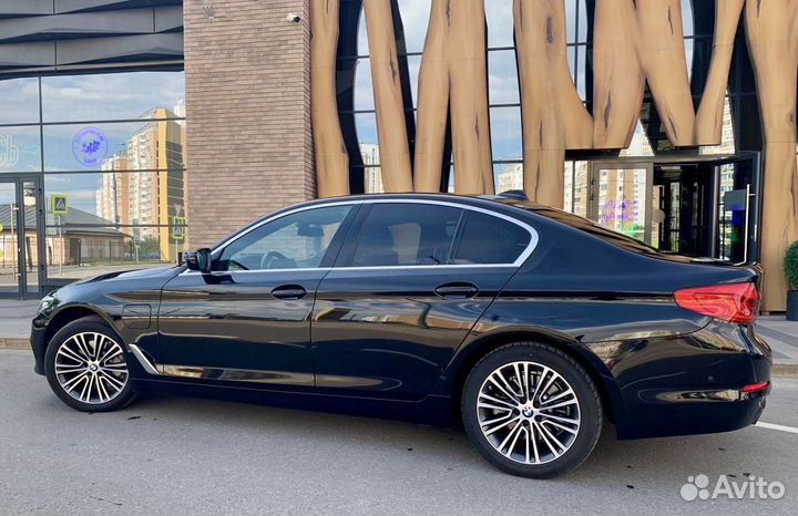 BMW 5 серия 2.0 AT, 2019, 97 000 км