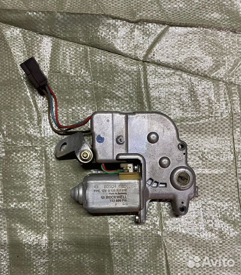 Моторчик люка VW Passat B3