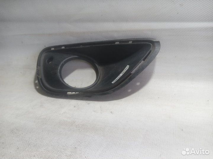 Накладка на туманку передняя правая Porsche