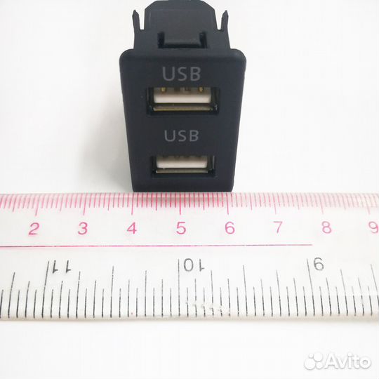Автомобильный удлинитель с двумя USB Toyota