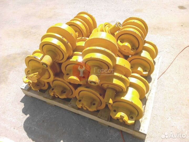 Каток поддерживающий Case JS220N KRA1267