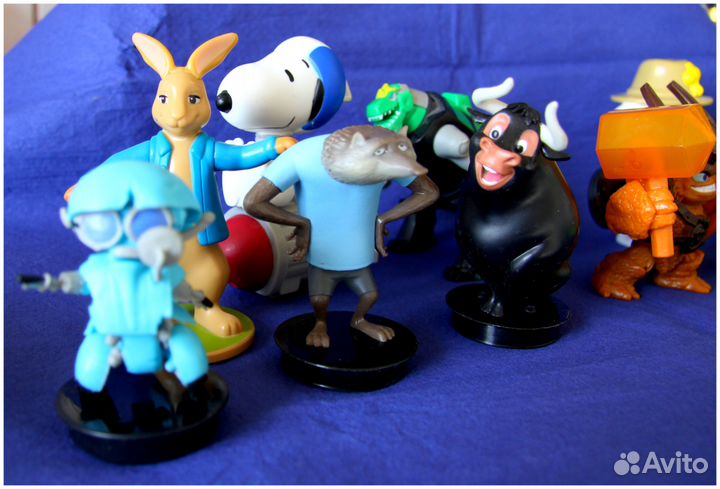 11 игрушек. Цена за все