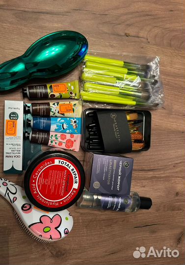 Духи,косметика,чехлы