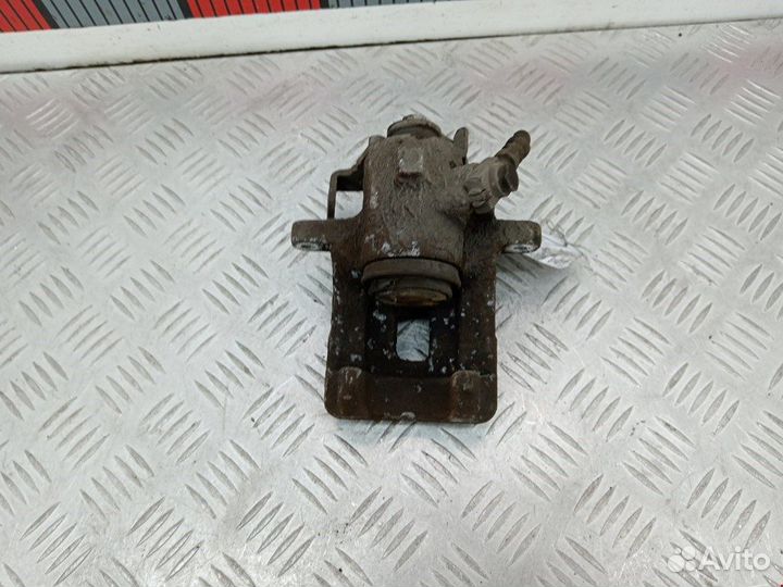 Суппорт задний левый для Audi A4 B6 8E0615423G