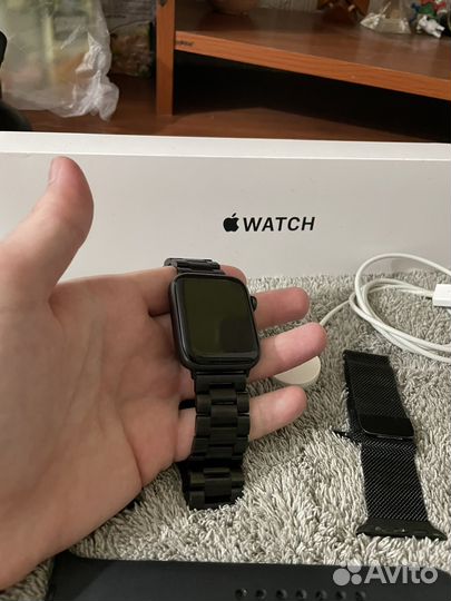Часы apple watch se 44 mm