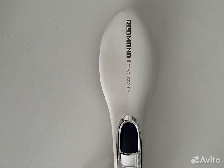 Выпрямитель-расческа для волос от Radmond