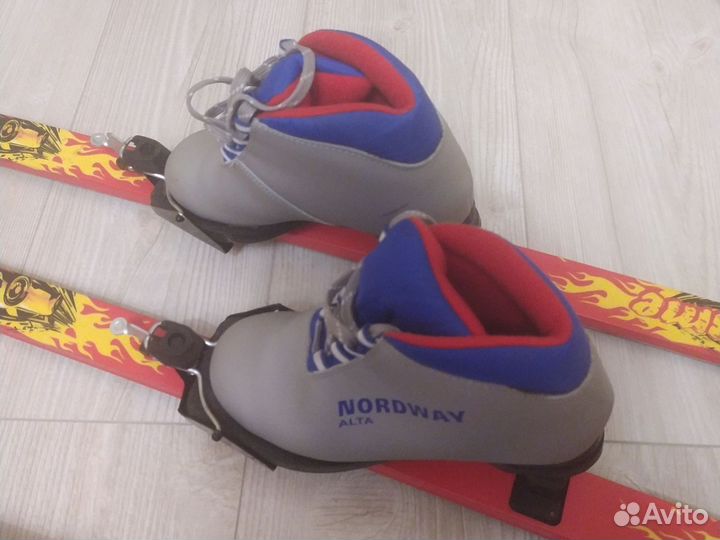 Лыжи для ребенка