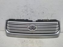 Решетка радиатора передняя Toyota Tundra 5.7