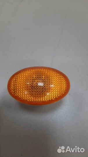 Повторитель указателя поворота в крыло Ford Edge