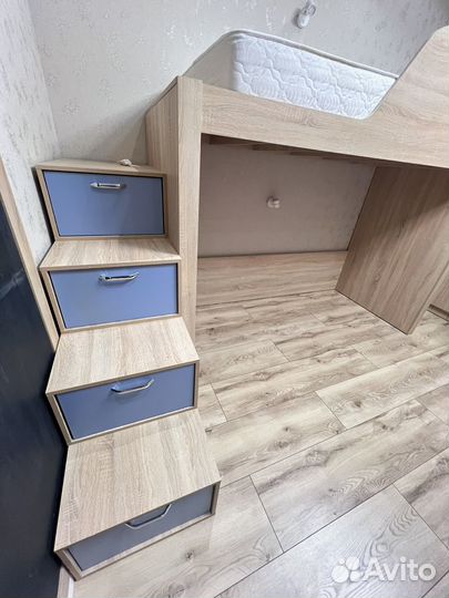 Кровать-чердак бу в отличном состоянии