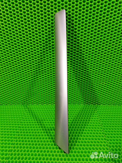 Накладка двери передняя левая Volkswagen Touareg