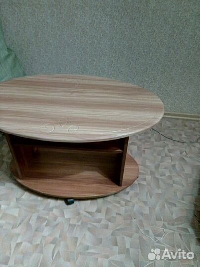 Журнальный столик ф-ка Углич, качество
