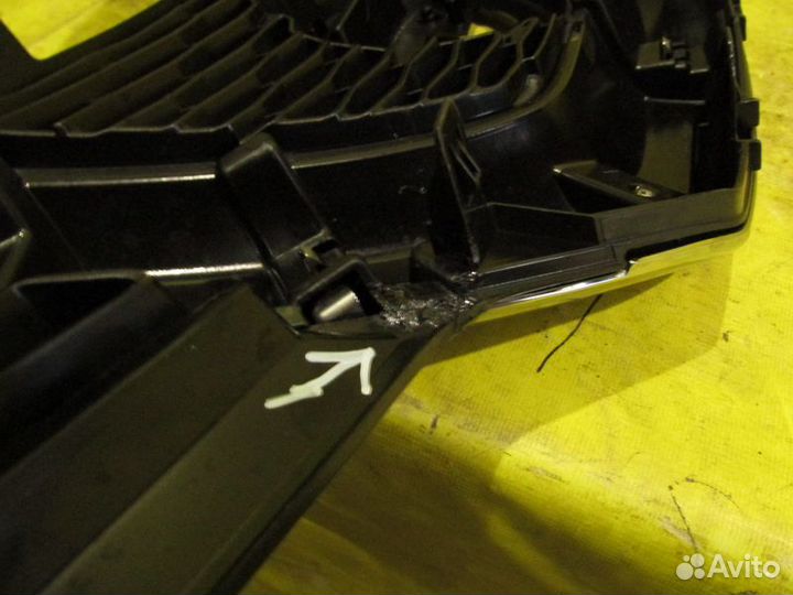 Решетка радиатора Nissan X-Trail (T32) 13-18г 9175