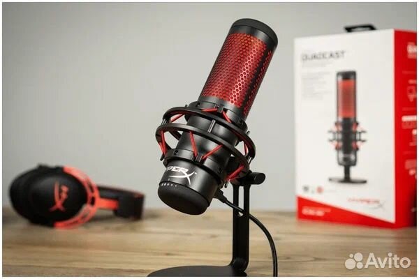 Микрофон проводной HyperX QuadCast