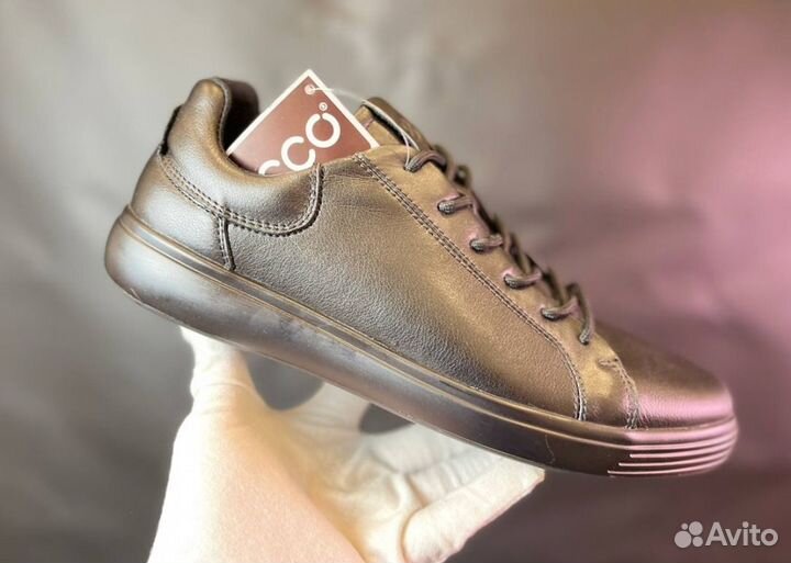 Кроссовки Ecco долговечные