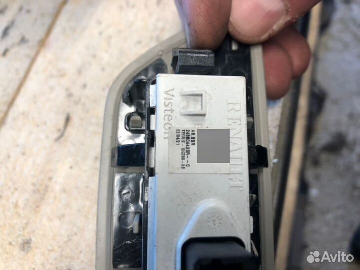 Дисплей информационный Renault Duster 2