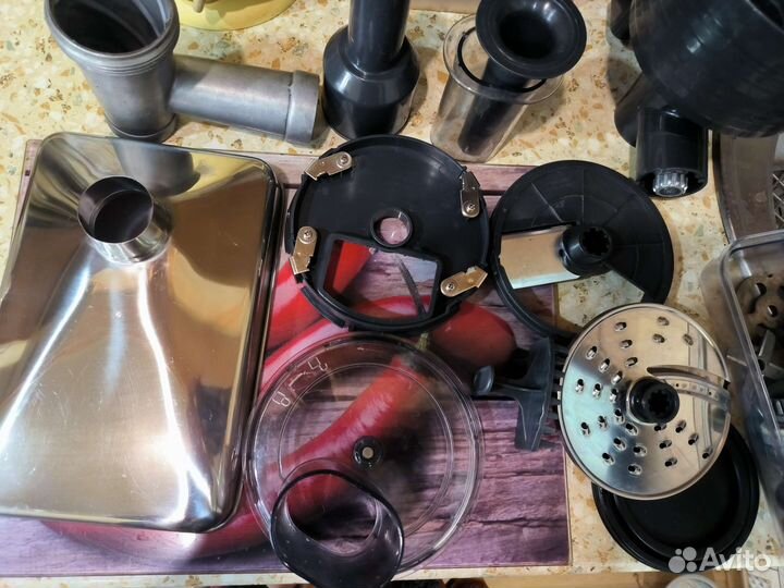 Электро мясорубка Bork