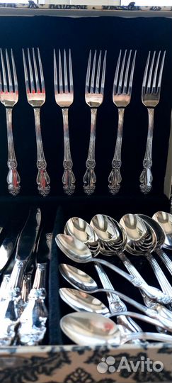 Набор столовых приборов мельхиор