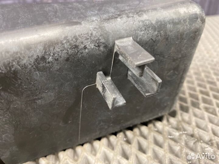 Воздуховод правый Bmw X5 E53 M54 2004