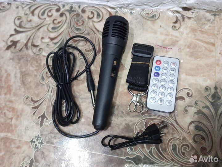 Блютуз колонка