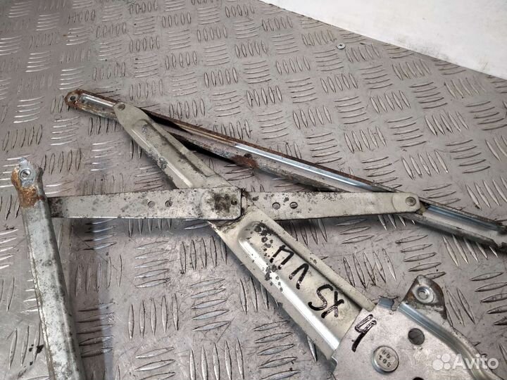 Стеклоподъёмник водительский Suzuki SX4