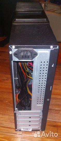 Корпус Slim с блоком питания GameMax GT-300 300W