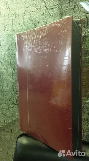 Leuchtturm. Альбом для марок,кляссер Basic. 60 стр